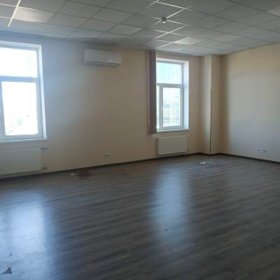 Rent office - Kyiv, Kurenivskyi lane15, Kurenivka. Rent of real estate - Obolonskyi area, secondary market and new building cheap, price up to 300UAH, announcement no.984469 фото 1