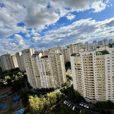 Rent apartment - Kyiv, Urlivska street23г, Poznyaky. Rent of real estate - Darnytskyi area, secondary market and new building cheap, price up to 10000UAH, announcement no.1856749 фото 1