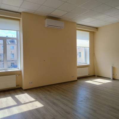 Rent office - Kyiv, Kurenivskyi lane15, Kurenivka. Rent of real estate - Obolonskyi area, secondary market and new building cheap, price up to 300UAH, announcement no.984469 фото 12