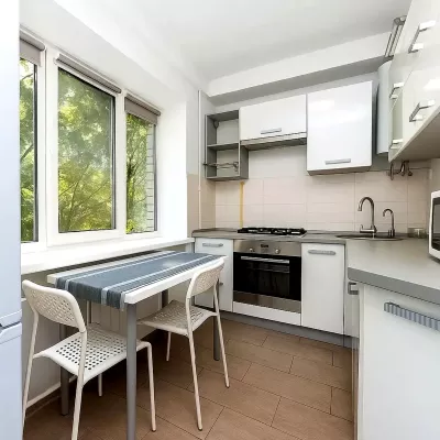 Buy apartment - Kyiv, Nemanska street2, Pecherskyi r-n (city ​​center). Sale of real estate - Pecherskyi area, secondary market and new building cheap, price up to 104000$, announcement no.1869455 фото 1