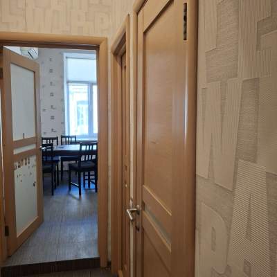 Buy apartment - Kyiv, Rustaveli Shota street4, Pecherskyi r-n (city ​​center). Sale of real estate - Pecherskyi area, secondary market and new building cheap, price up to 270000$, announcement no.1957435 фото 4