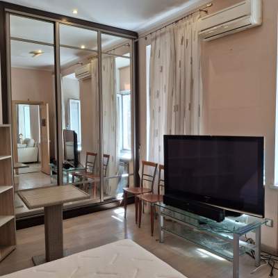 Buy apartment - Kyiv, Rustaveli Shota street4, Pecherskyi r-n (city ​​center). Sale of real estate - Pecherskyi area, secondary market and new building cheap, price up to 270000$, announcement no.1957435 фото 6