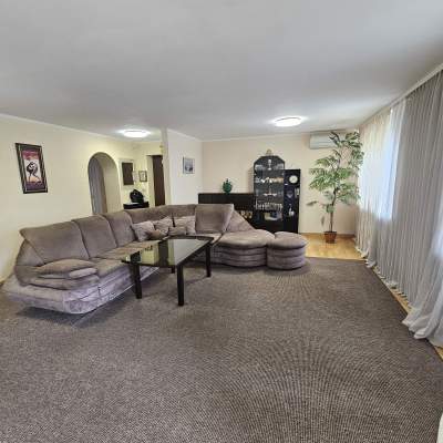 Buy apartment - Kyiv, Berlinskogo Maksyma street25-А, Syrets. Sale of real estate - Shevchenkivskyi area, secondary market and new building cheap, price up to 120000$, announcement no.1996781 фото 1