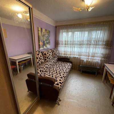 Buy room - Kyiv, Kosmichna street5, Komsomolskyi masyv. Sale of real estate - Dniprovskyi area, secondary market and new building cheap, price up to 11000$, announcement no.2021639 фото 1