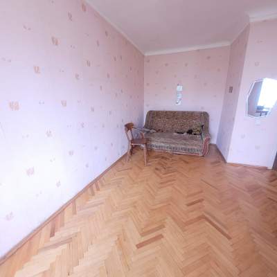 Buy apartment - Kyiv, Budivelnykiv street1, Darnytska ploshcha. Sale of real estate - Dniprovskyi area, secondary market and new building cheap, price up to 35000$, announcement no.2049976 фото 2